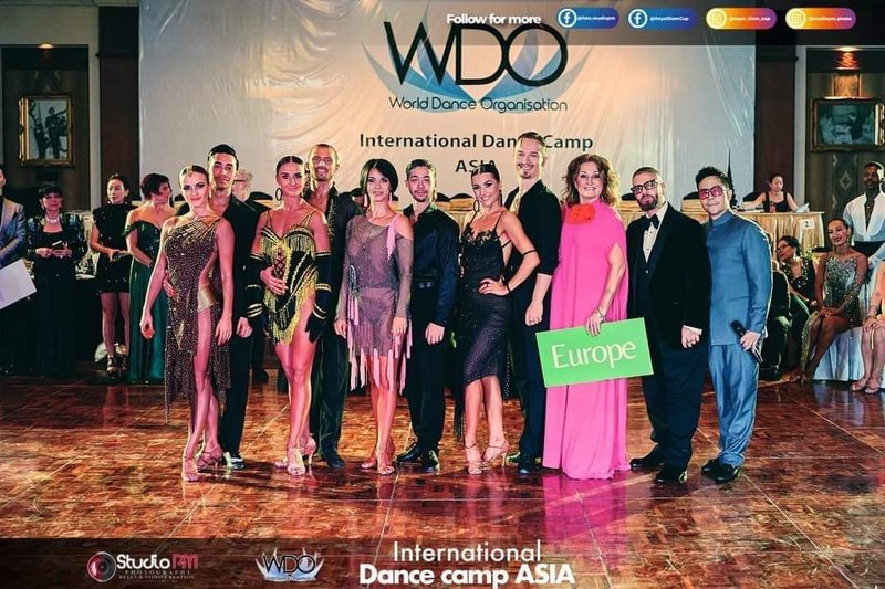 Group photo of dancers and teachers at the WDO International Dance Camp Asia